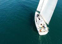 bateau à voile bavaria 46 cockpit grand-voile génois voilier voile